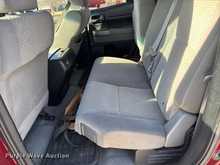 image for item FB0947 2010 Toyota Tundra Crew Cab pickup truck