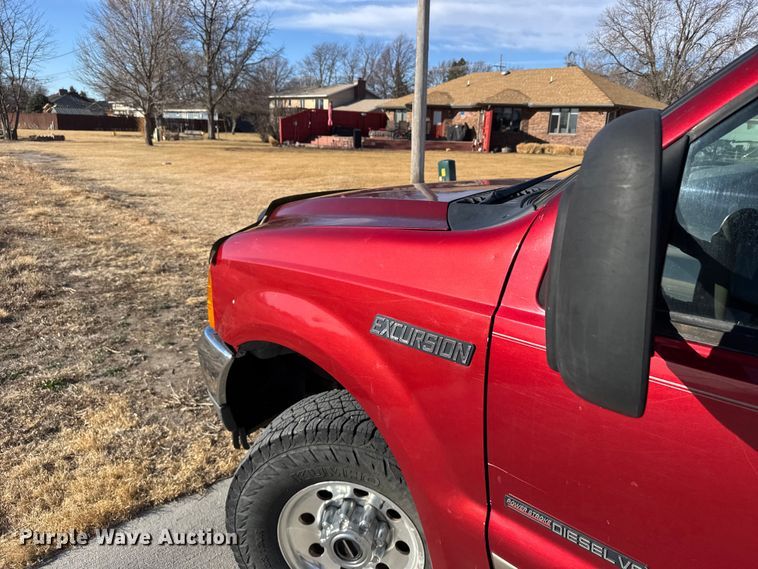 image for item FB0949 2000 Ford Excursion SUV