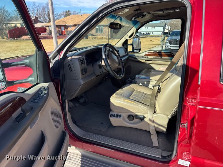 image for item FB0949 2000 Ford Excursion SUV