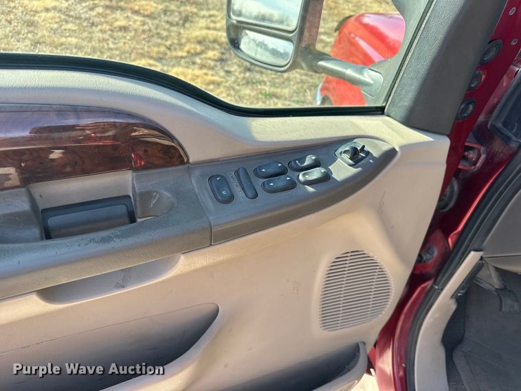 image for item FB0949 2000 Ford Excursion SUV