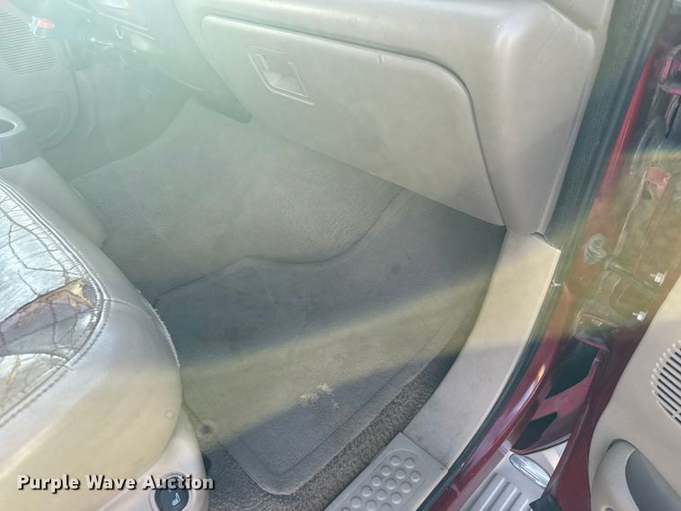 image for item FB0949 2000 Ford Excursion SUV