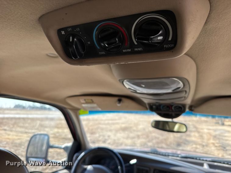 image for item FB0949 2000 Ford Excursion SUV