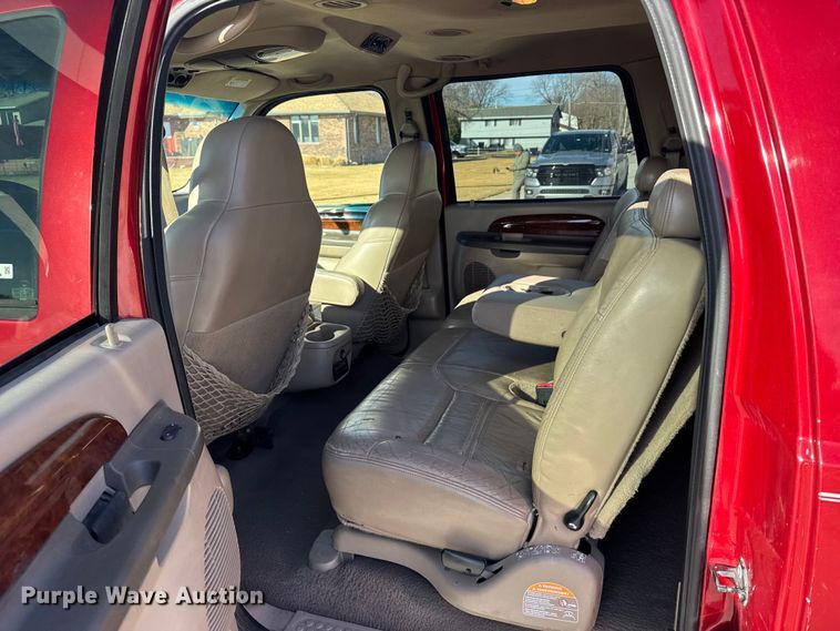 image for item FB0949 2000 Ford Excursion SUV