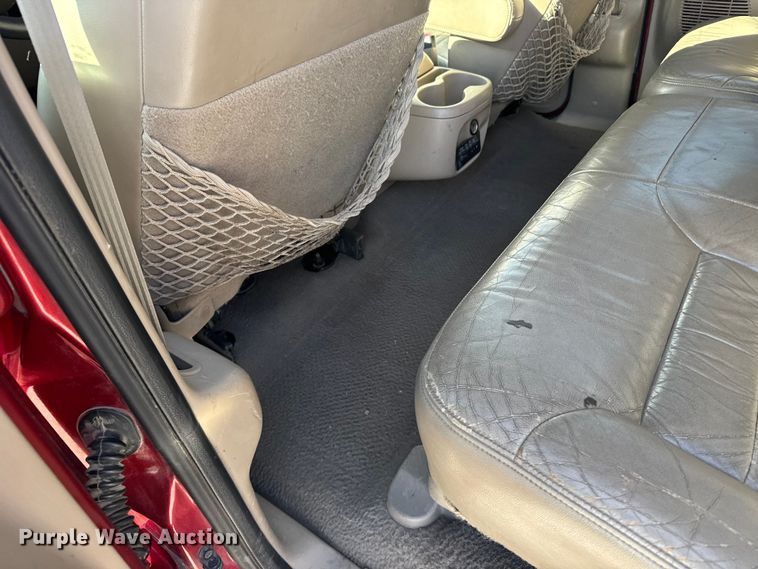 image for item FB0949 2000 Ford Excursion SUV