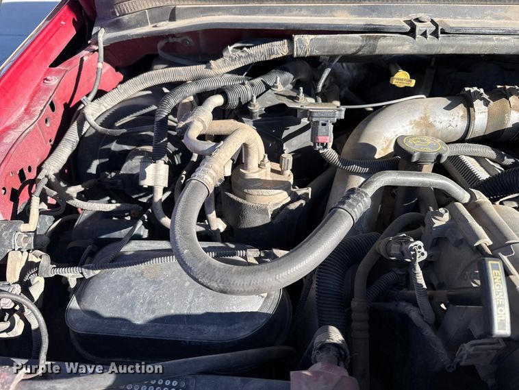 image for item FB0949 2000 Ford Excursion SUV