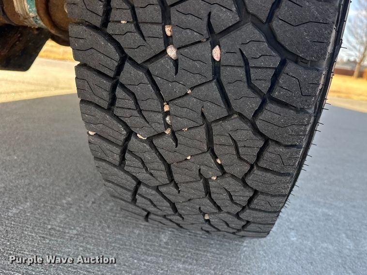 image for item FB0949 2000 Ford Excursion SUV