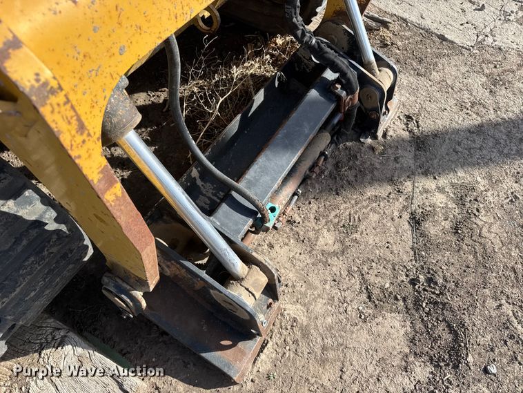image for item FB0950 2018 Caterpillar 289D tracked skid steer loader