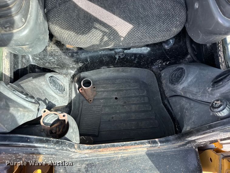 image for item FB0950 2018 Caterpillar 289D tracked skid steer loader