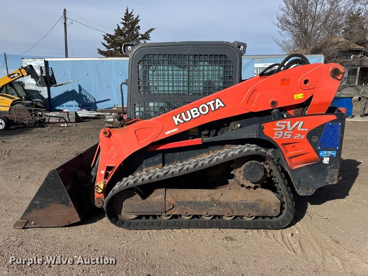 image for item FB0951 2020 Kubota SVL 95-2s tracked skid steer loader