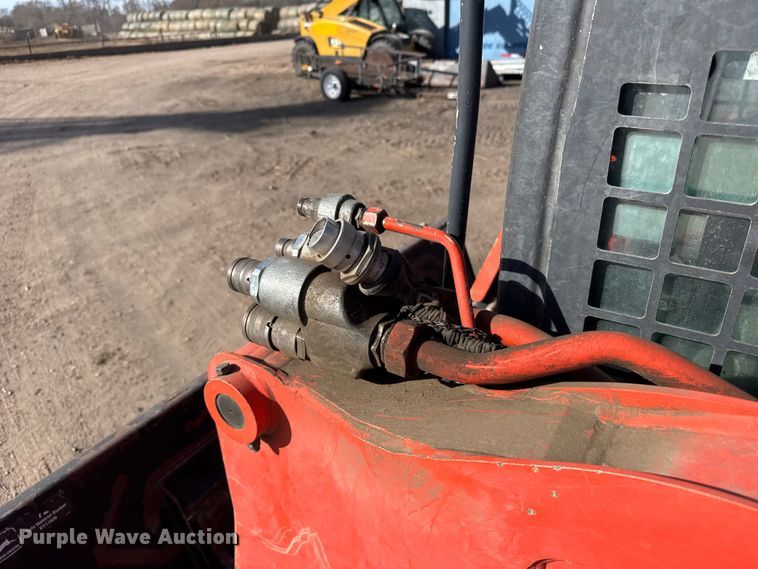 image for item FB0951 2020 Kubota SVL 95-2s tracked skid steer loader