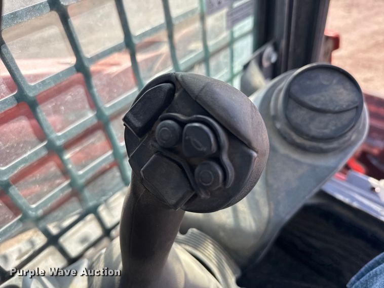 image for item FB0951 2020 Kubota SVL 95-2s tracked skid steer loader