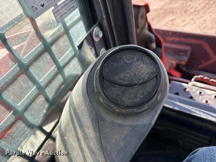 image for item FB0951 2020 Kubota SVL 95-2s tracked skid steer loader