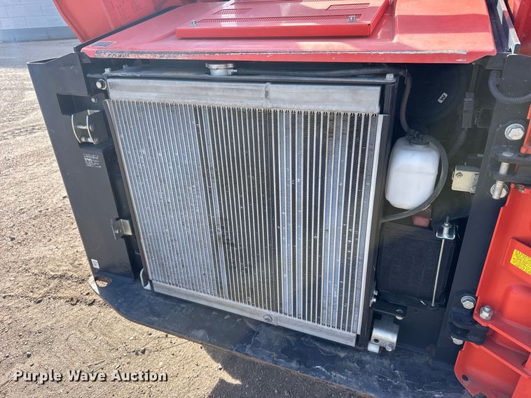 image for item FB0951 2020 Kubota SVL 95-2s tracked skid steer loader