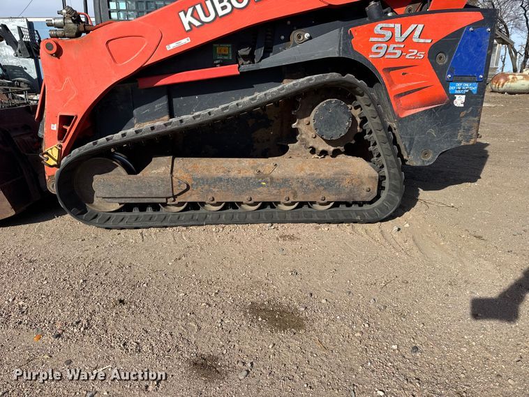 image for item FB0951 2020 Kubota SVL 95-2s tracked skid steer loader