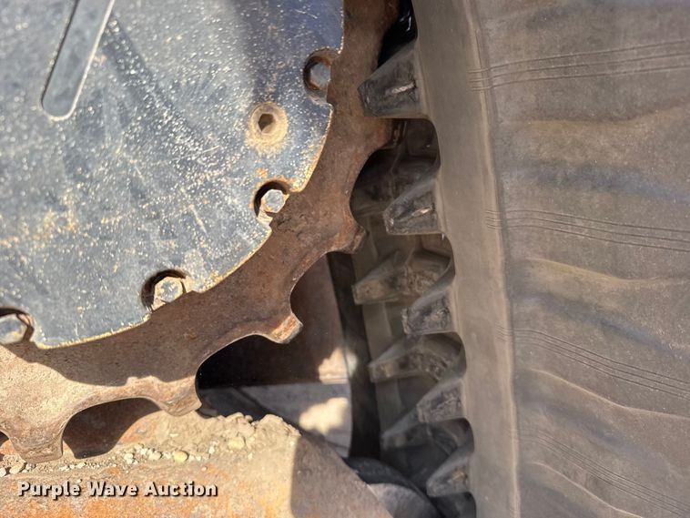 image for item FB0951 2020 Kubota SVL 95-2s tracked skid steer loader