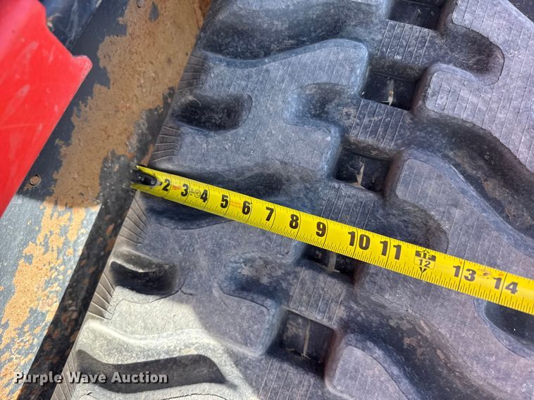 image for item FB0951 2020 Kubota SVL 95-2s tracked skid steer loader