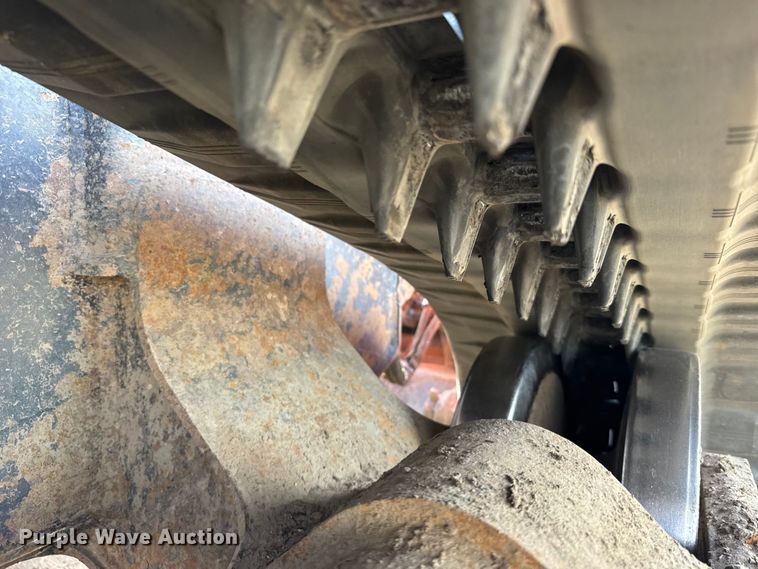 image for item FB0951 2020 Kubota SVL 95-2s tracked skid steer loader