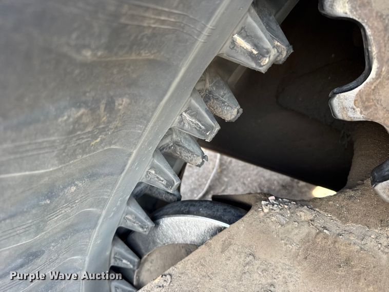 image for item FB0951 2020 Kubota SVL 95-2s tracked skid steer loader