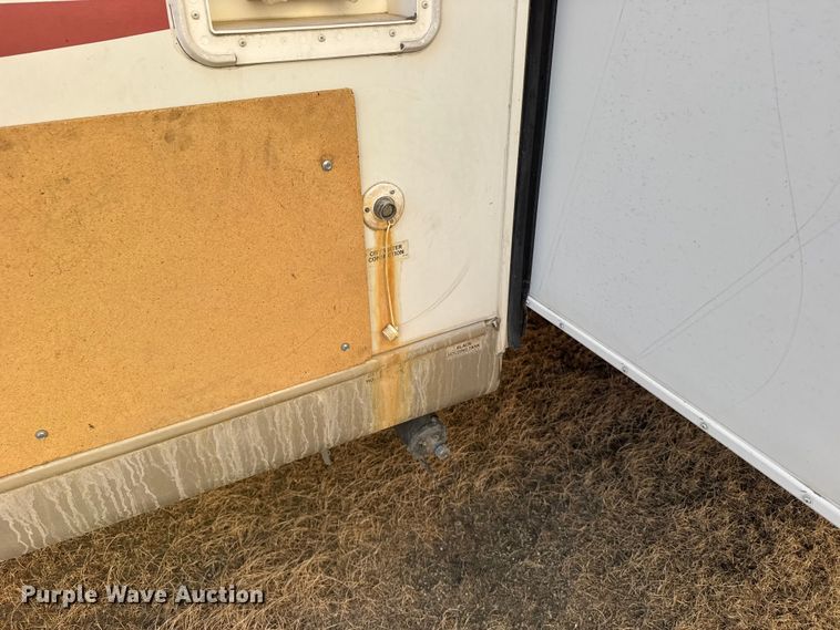 image for item FB0952 2008 Jayco Jay Feather LGT camper