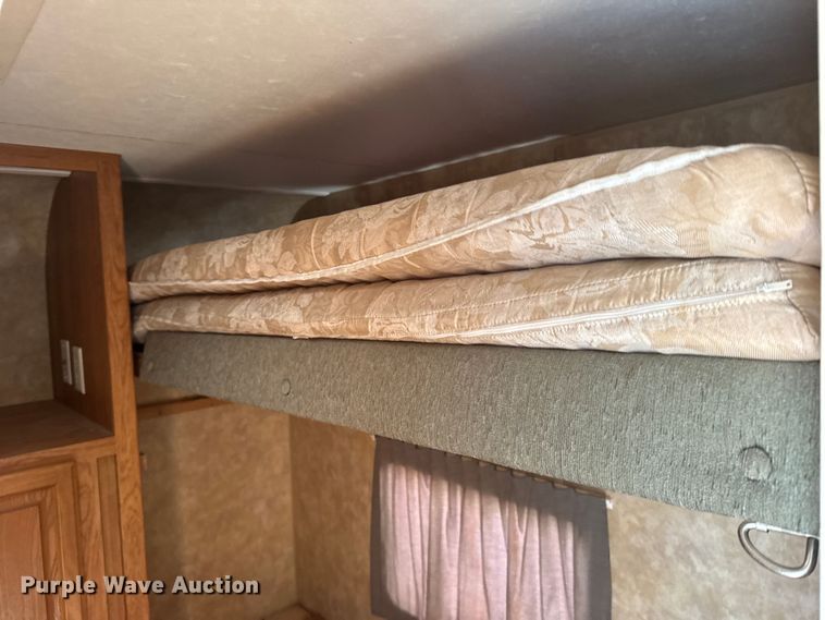 image for item FB0952 2008 Jayco Jay Feather LGT camper