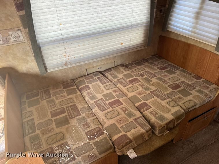 image for item FB0952 2008 Jayco Jay Feather LGT camper