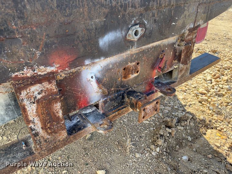 image for item FB3144 1997 Ford F350 flatbed pickup truck