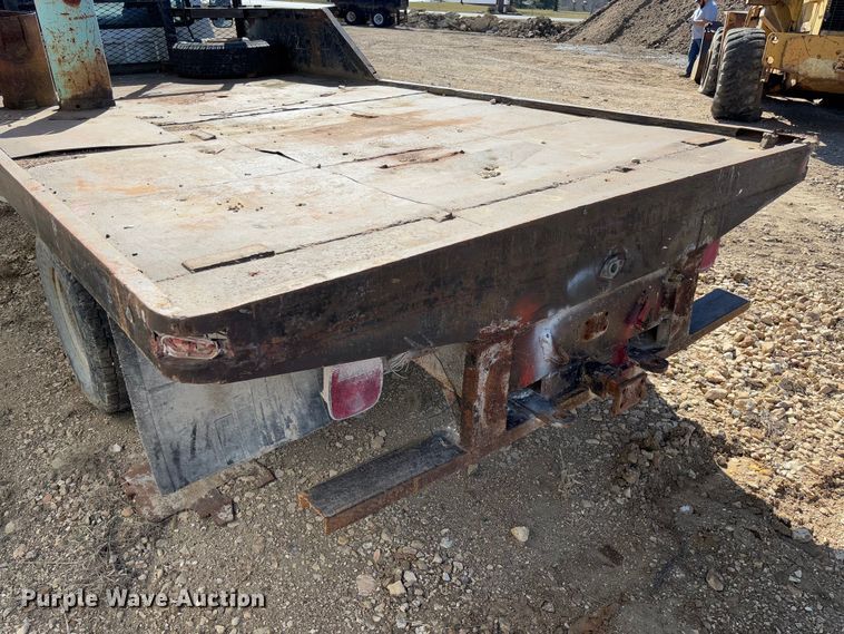 image for item FB3144 1997 Ford F350 flatbed pickup truck