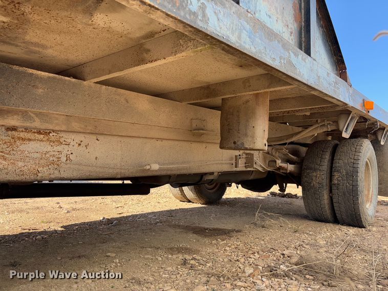 image for item FB3144 1997 Ford F350 flatbed pickup truck