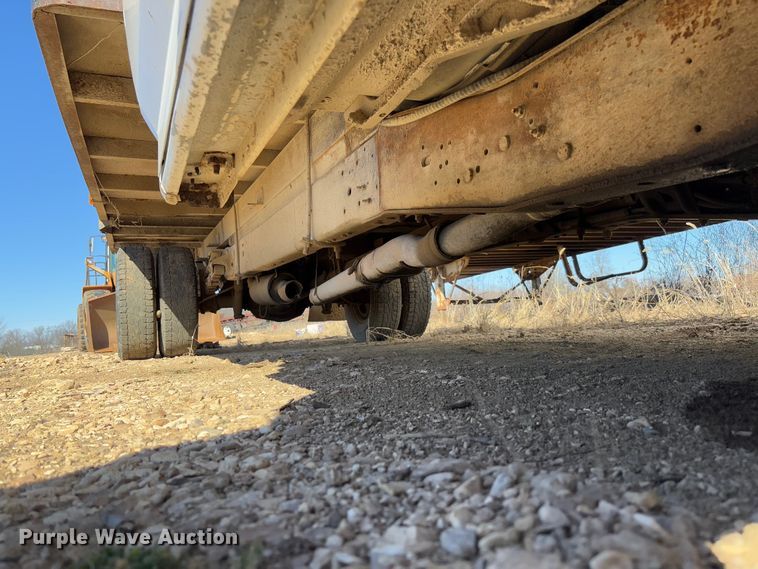 image for item FB3144 1997 Ford F350 flatbed pickup truck