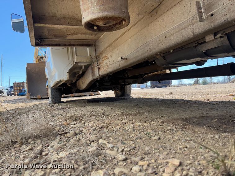 image for item FB3144 1997 Ford F350 flatbed pickup truck