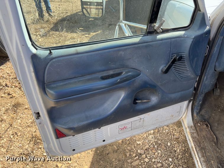 image for item FB3144 1997 Ford F350 flatbed pickup truck