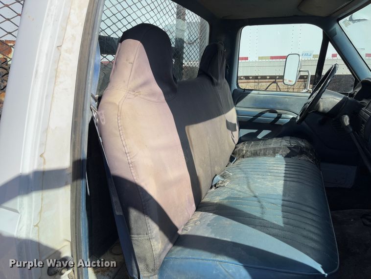 image for item FB3144 1997 Ford F350 flatbed pickup truck