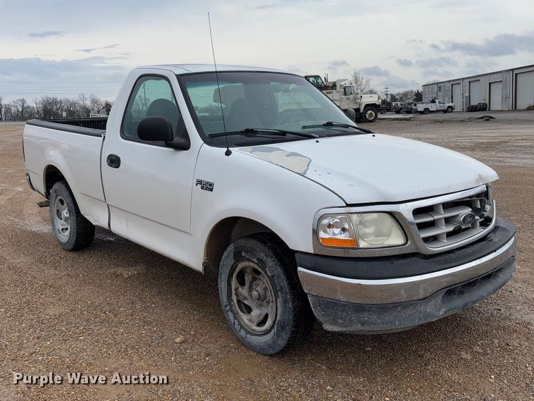 image for item FB3172 1999 Ford F150 pickup truck