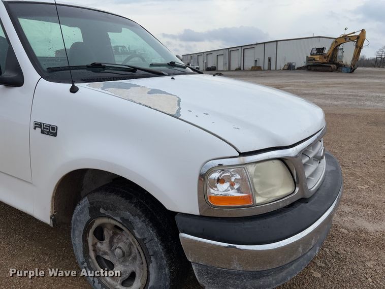 image for item FB3172 1999 Ford F150 pickup truck