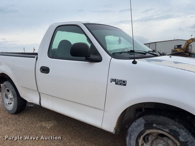 image for item FB3172 1999 Ford F150 pickup truck