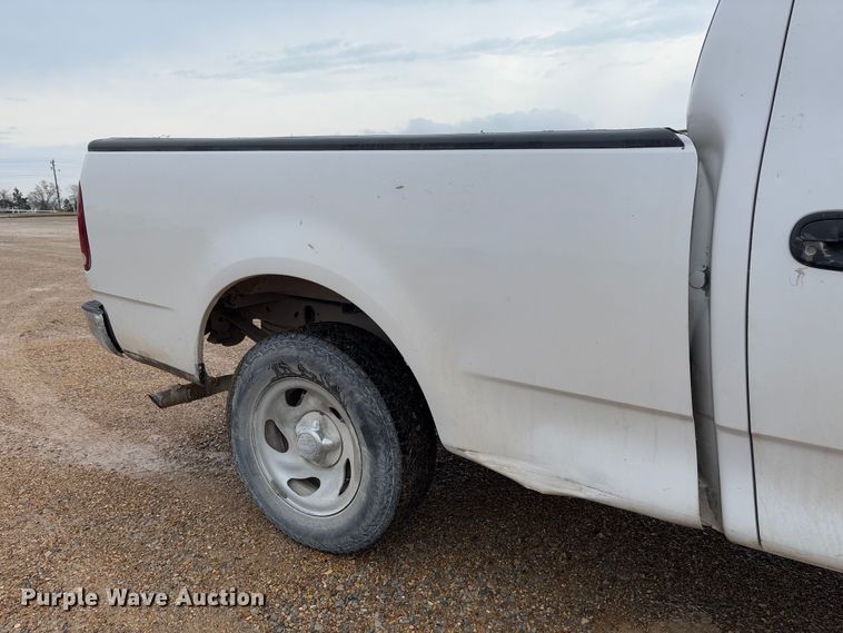 image for item FB3172 1999 Ford F150 pickup truck