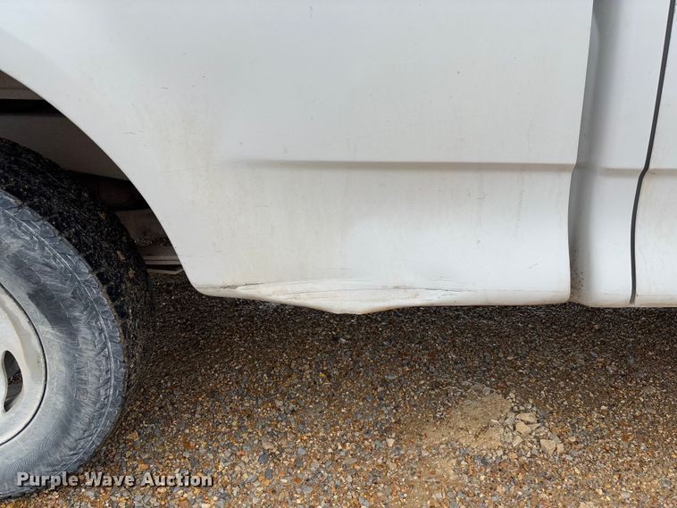 image for item FB3172 1999 Ford F150 pickup truck