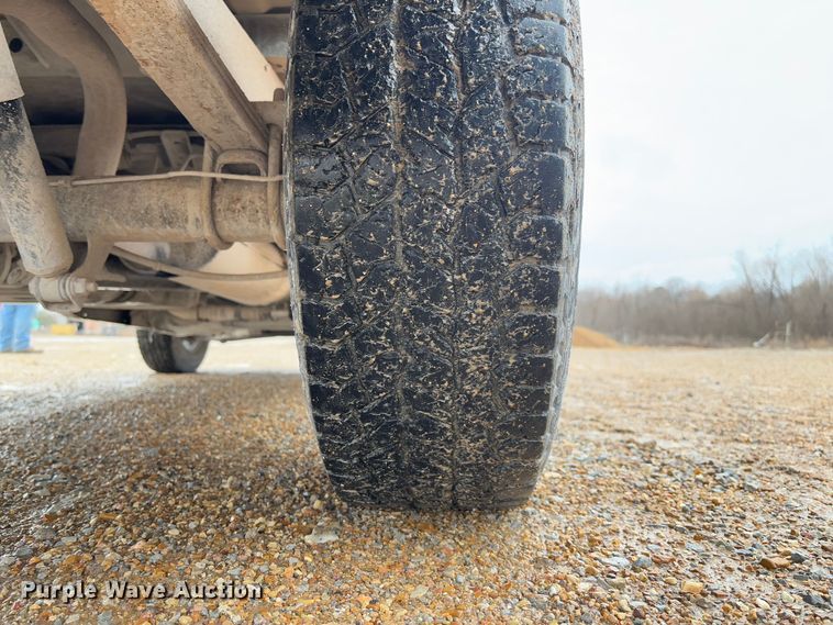 image for item FB3172 1999 Ford F150 pickup truck