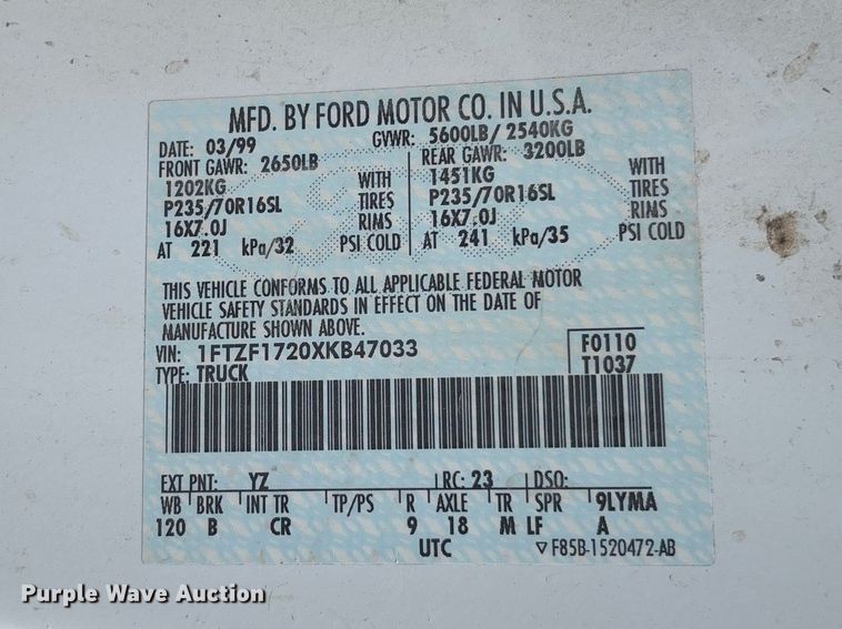 image for item FB3172 1999 Ford F150 pickup truck