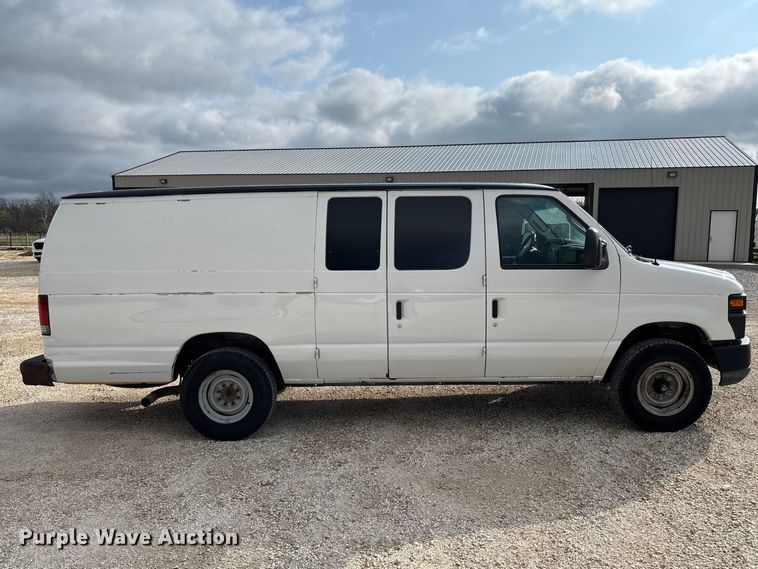 image for item FB3186 2011 Ford E250 van