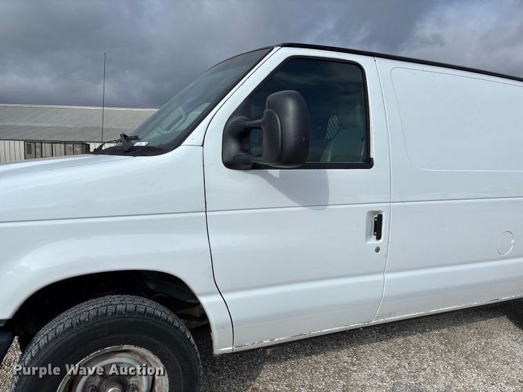 image for item FB3186 2011 Ford E250 van