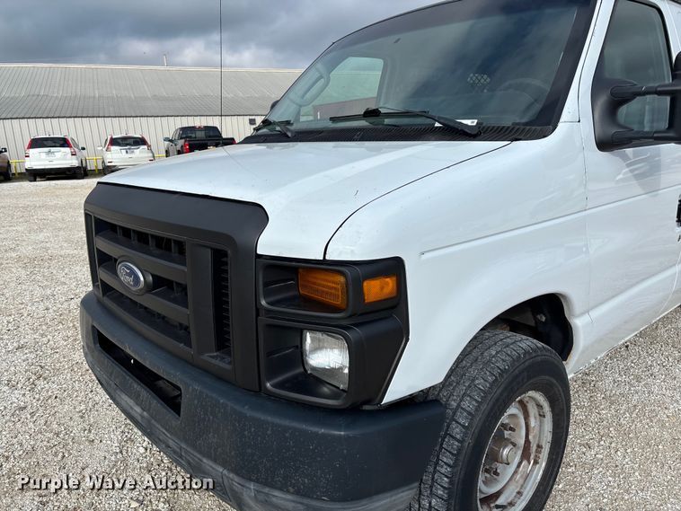 image for item FB3186 2011 Ford E250 van