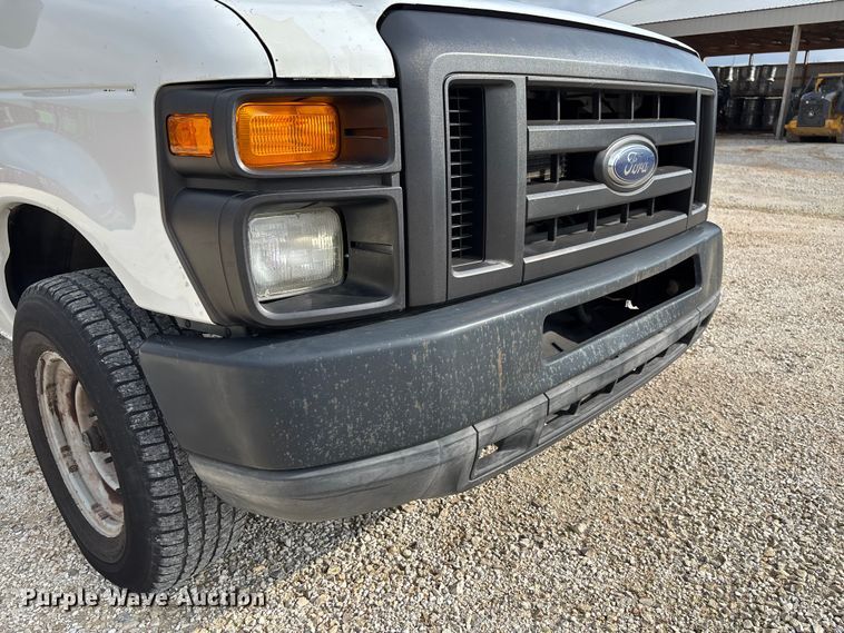 image for item FB3186 2011 Ford E250 van