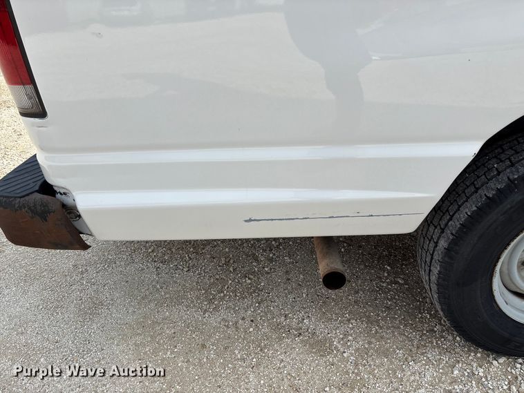 image for item FB3186 2011 Ford E250 van