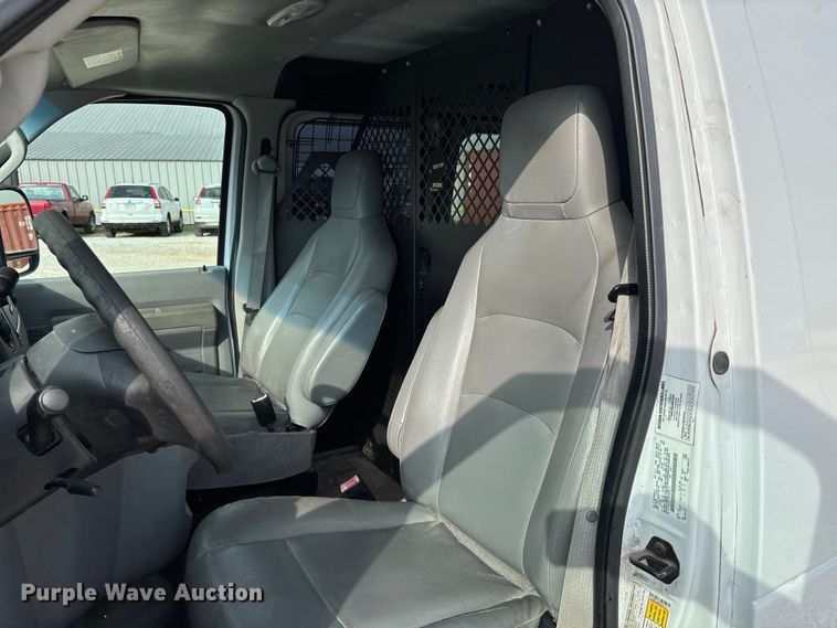image for item FB3186 2011 Ford E250 van