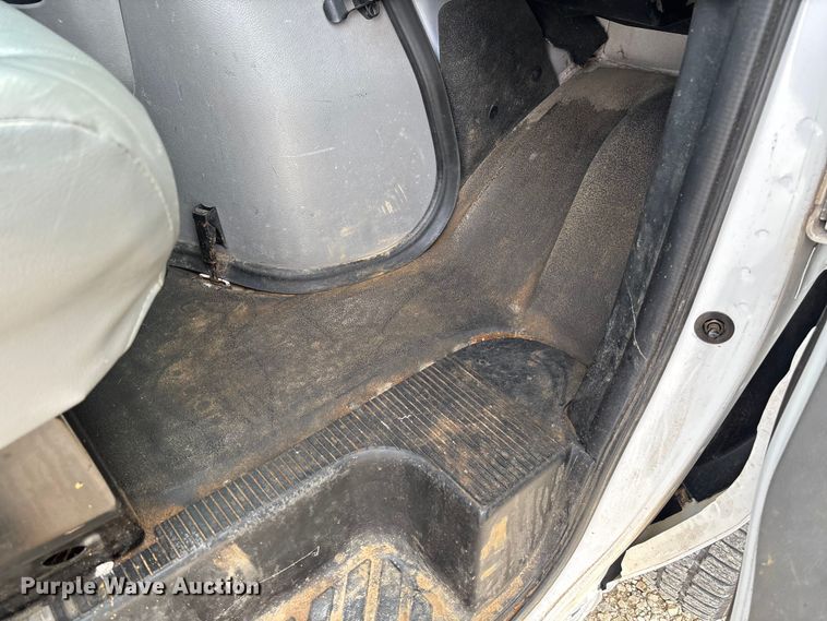 image for item FB3186 2011 Ford E250 van