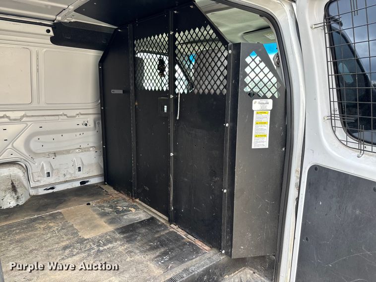 image for item FB3186 2011 Ford E250 van