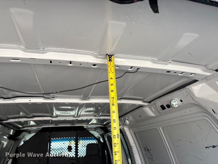 image for item FB3186 2011 Ford E250 van