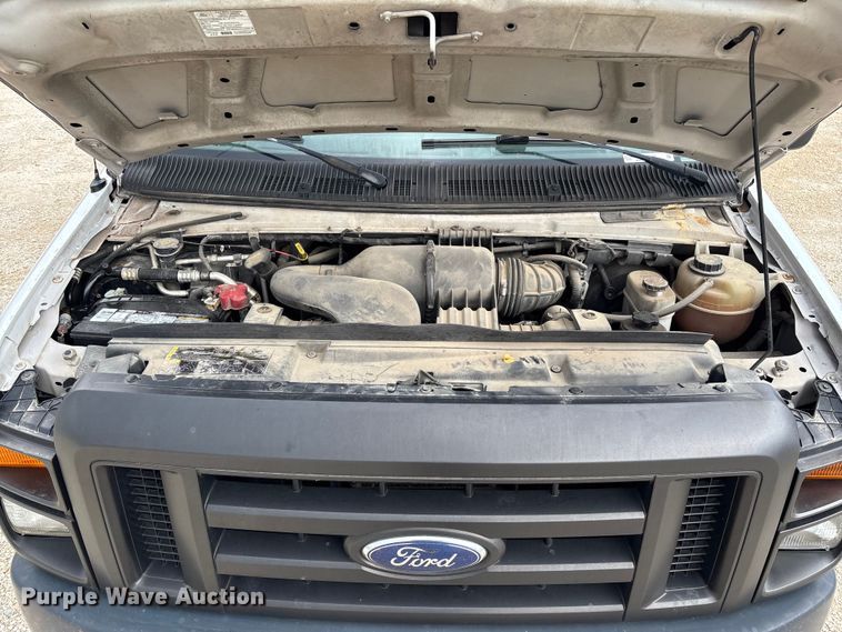 image for item FB3186 2011 Ford E250 van