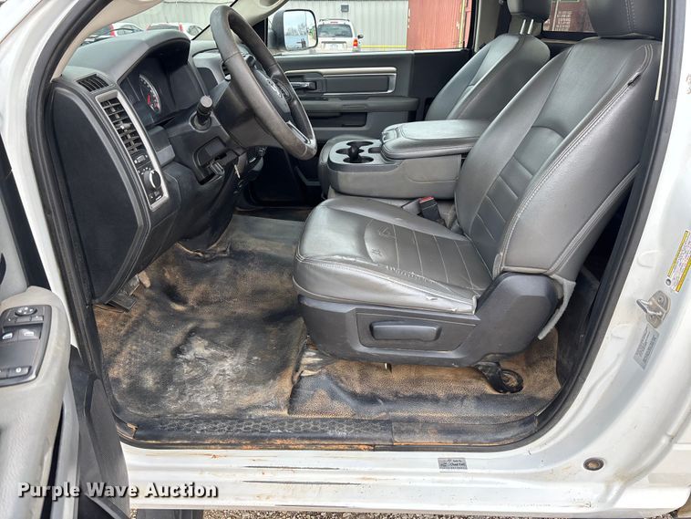 image for item FB3187 2015 RAM 2500 pickup truck